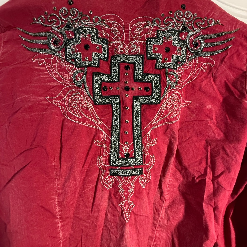 Roar Red Embroidered Button Down Shirt - Picture 4 of 5